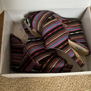 Shi women’s multicolor dress shoes